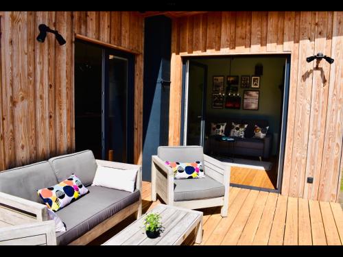 Facilities, Ferienhaus M&M in Schwarz