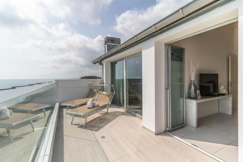Vistamare Suite - image 13