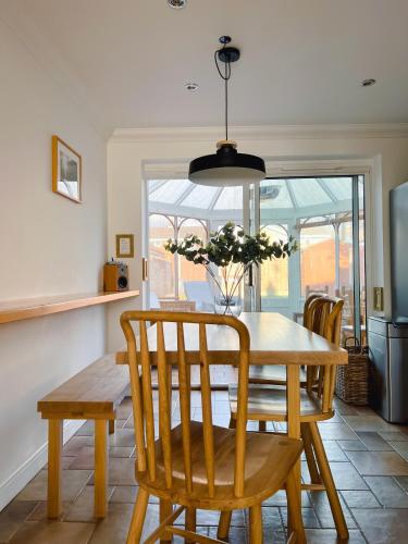 Iekārtas, Bright & Cosy - Jacuzzi - Log Burner - King Beds in Boxgrove