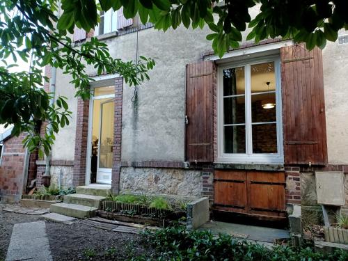 Romilly-sur-Seine: maison champenoise gîte à louer Romilly-sur-Seine