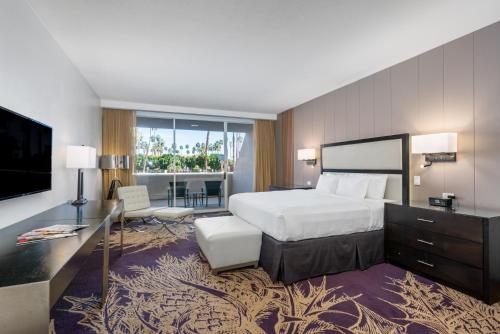 2 queen beds
