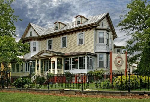 Wilbraham Mansion - 출입구
