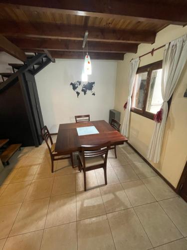 One-Bedroom Apartment image 4