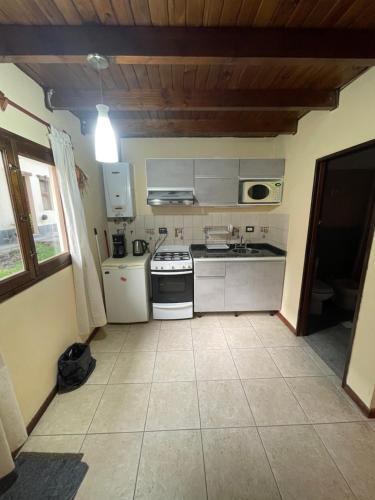 One-Bedroom Apartment image 1