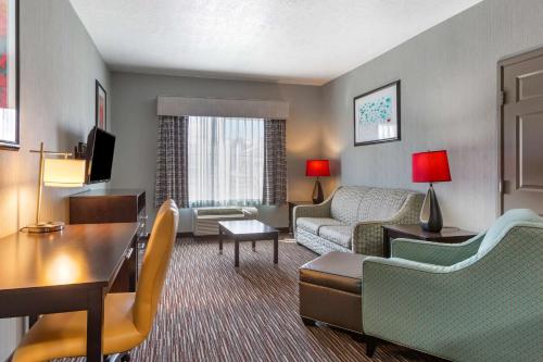 Best Western Plus Gallup Inn & Suites