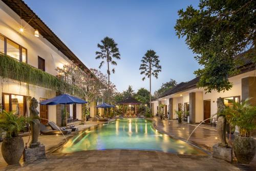 Swimming pool, Ubud Raya Boutique Hotel in Ubud