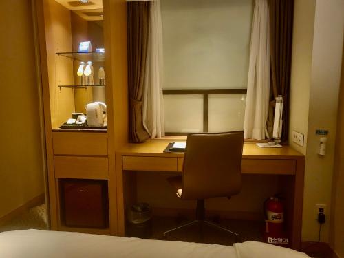 써미트호텔 서울 동대문 (The Summit Hotel Dongdaemun) 실제 이용후기 및 할인 특가 써미트호텔 서울 동대문 (The Summit Hotel Dongdaemun) 실제 이용후기 및 할인 특가