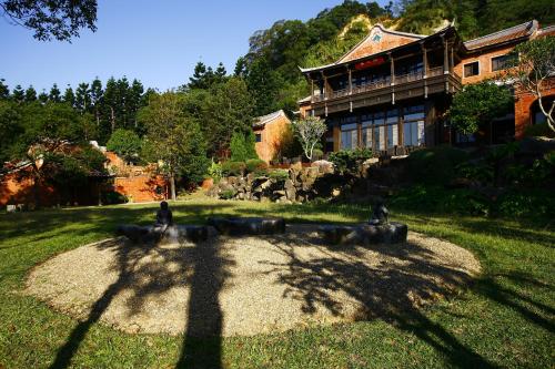 Exterior view, The One Nanyuan Land of Retreat & Wellness near Forest and Bird Garden