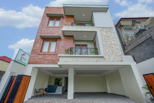 コーヴ・グリヤ・エリート