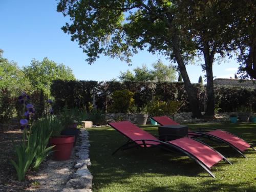 Úszómedence, Mas Val-Chênaie in Gordes