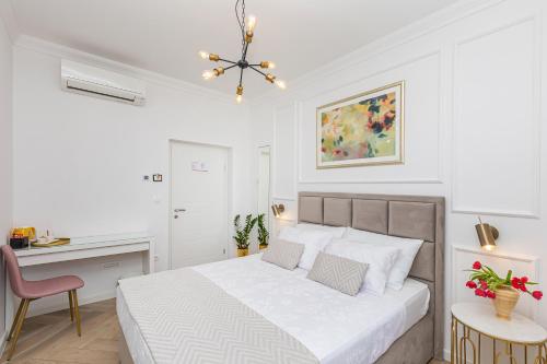 Rooms D&L, FREE Parking on-site