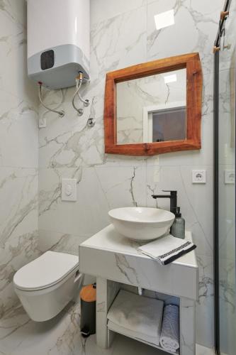 Apartments Micika - image 3