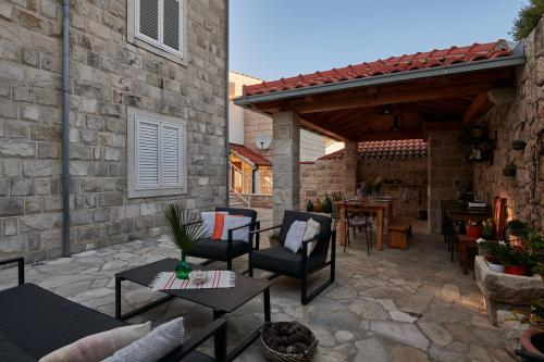 Apartments Micika - image 11