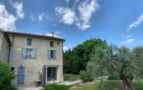 Le Mas des Meras - Gite Côté mas (Le Mas des Meras - Gite Cote mas) in Peyruis