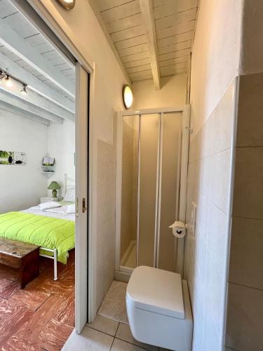 B&B By Lussy - Camera Verde, Menaggio (foto 10)