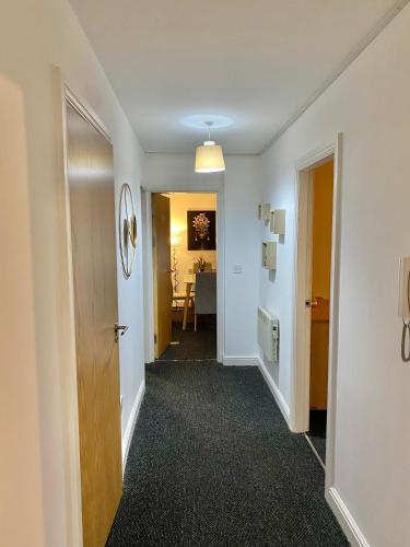 Picture of Unique View Of Anfield Stadium - Charming 2 Bedroom Apartment In Liverpool With Parking