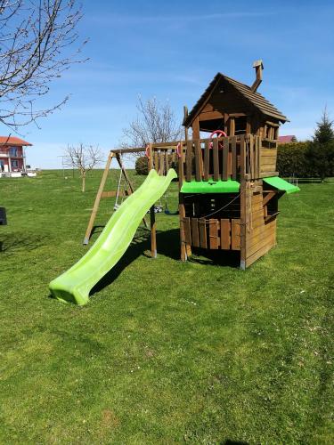 Playground, Viel Platz in Bernbach in Frankenried