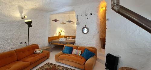 Los Andenes Cave in 阿蓋特