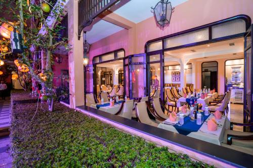 Restaurant, Allegro Hoi An . A Little Luxury Hotel & Spa in Cẩm Phô