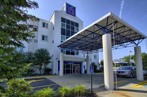 Motel 6-Portsmouth, NH