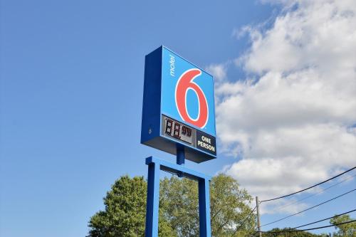 Motel 6-Danvers, MA - Boston North