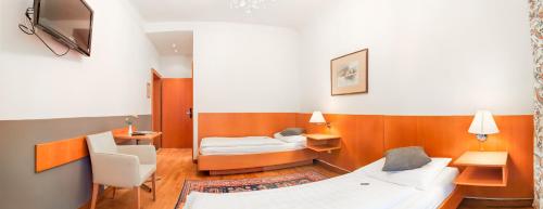 Hotel Markgraf Room Type - Twin Room