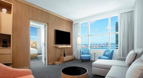 1395 BRICKELL AVENUE MIAMI - image 4