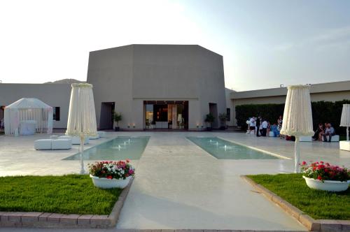 . Desusino Residence & Hotel