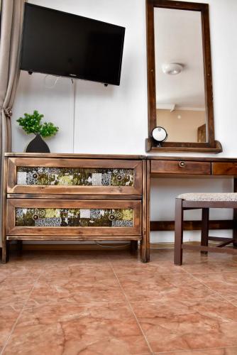 Family Hotel Apolonia - image 2