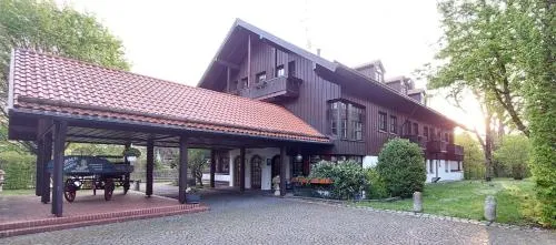 Hotel Schrenkhof in Unterhaching, Deutschland