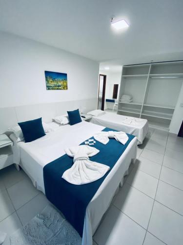 Luxury Quadruple Room image 2