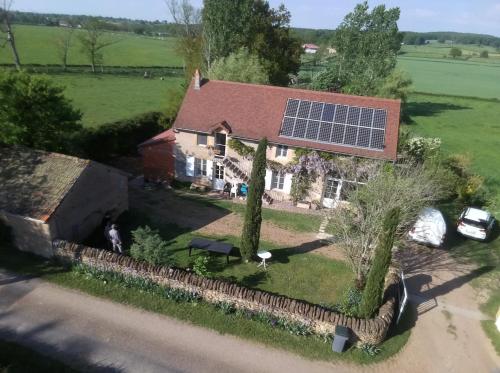 Le Charbonnet - Accommodation - Anzy-le-Duc