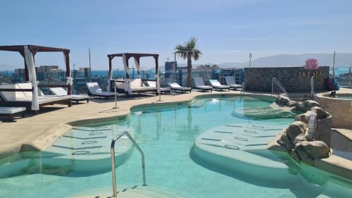 B&B Gibraltar - Ocean Spa Plaza Resort Apartment - Bed and Breakfast Gibraltar