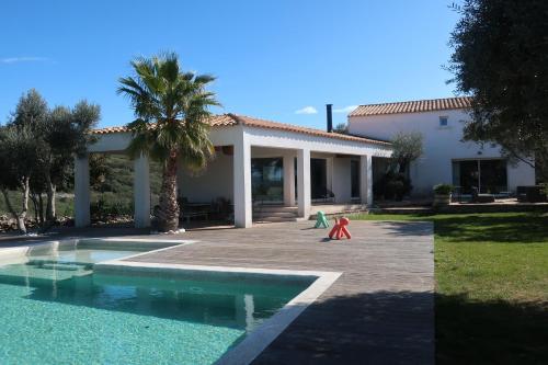 Maison moderne très calme campagne et mer 6 pers gîte à louer Issanka