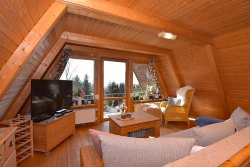 Finnhütte im Herzen des Thüringer Wald/ Haus Alwin