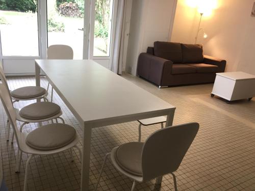 T1-Studio 60m2 à la Basse-Forêt gîte à louer Château-Bougon