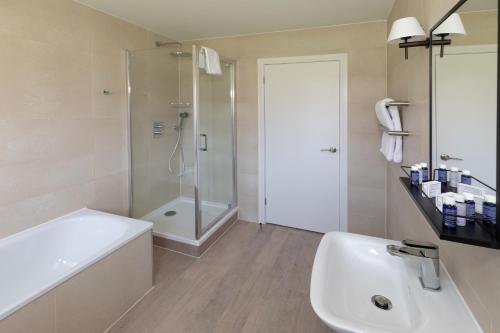 St Mellion Estate - image 3