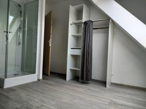 STUDIO-COSY 5