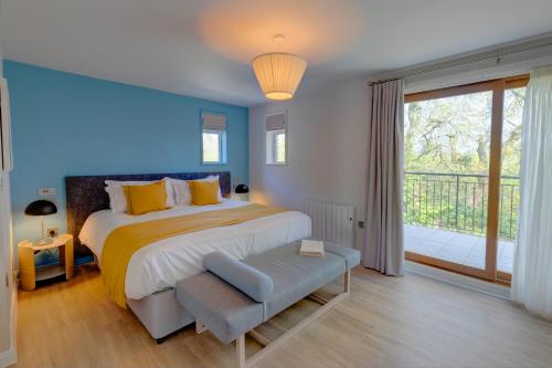 St Mellion Estate - image 6