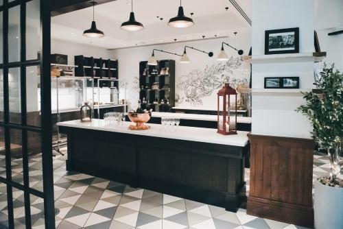 Restaurant, Fairmont Tremblant Hotel in Mont-Tremblant (QC)