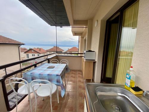 Erkély/terasz, Villa Koceski in Peshtani