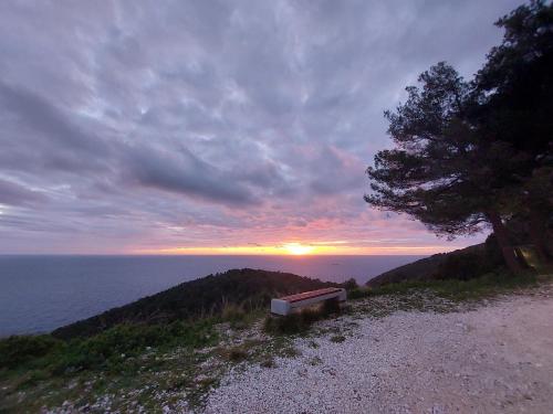  Apartment Mljet for family 5 in Sobra