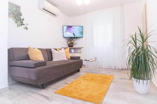 Apartments Skalinada - image 8
