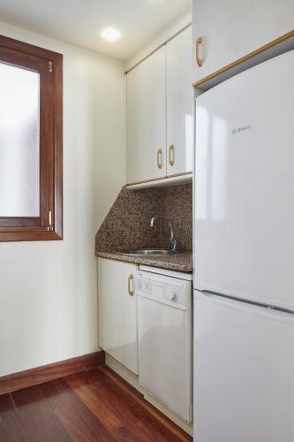 Apartment image 10