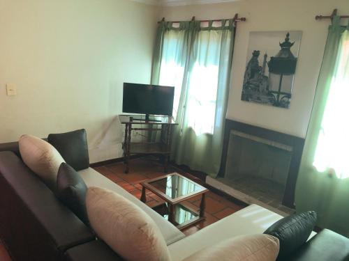 Casa en B° Tres Cerritos, Salta Capital. Alquiler Temporal in 트레스 세리토스