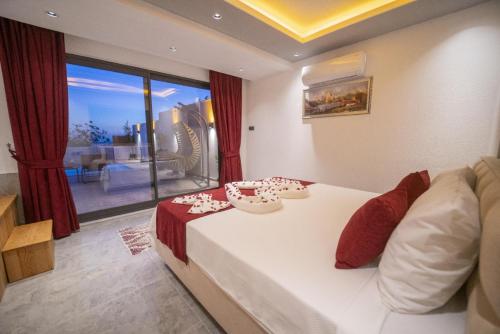 Sefam-Kalkan'da 2+1 Jakuzili Balayı Villası - image 7