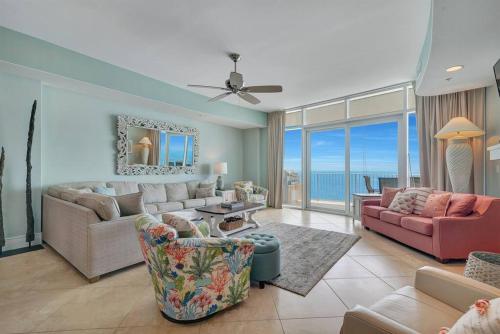 Turquoise Place 1005C ~ Luxurious Beachfront Condo w/ Private Hot Tub!