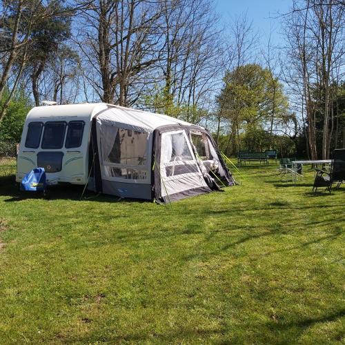 Caravane Les Fontenelles - Camping - Saligny-sur-Roudon