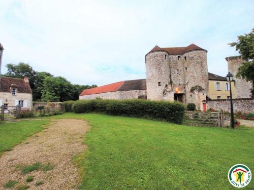 Gîte Montépilloy, 3 pièces, 4 personnes - FR-1-526-30