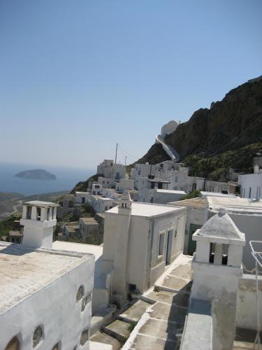 Serifos Chroma